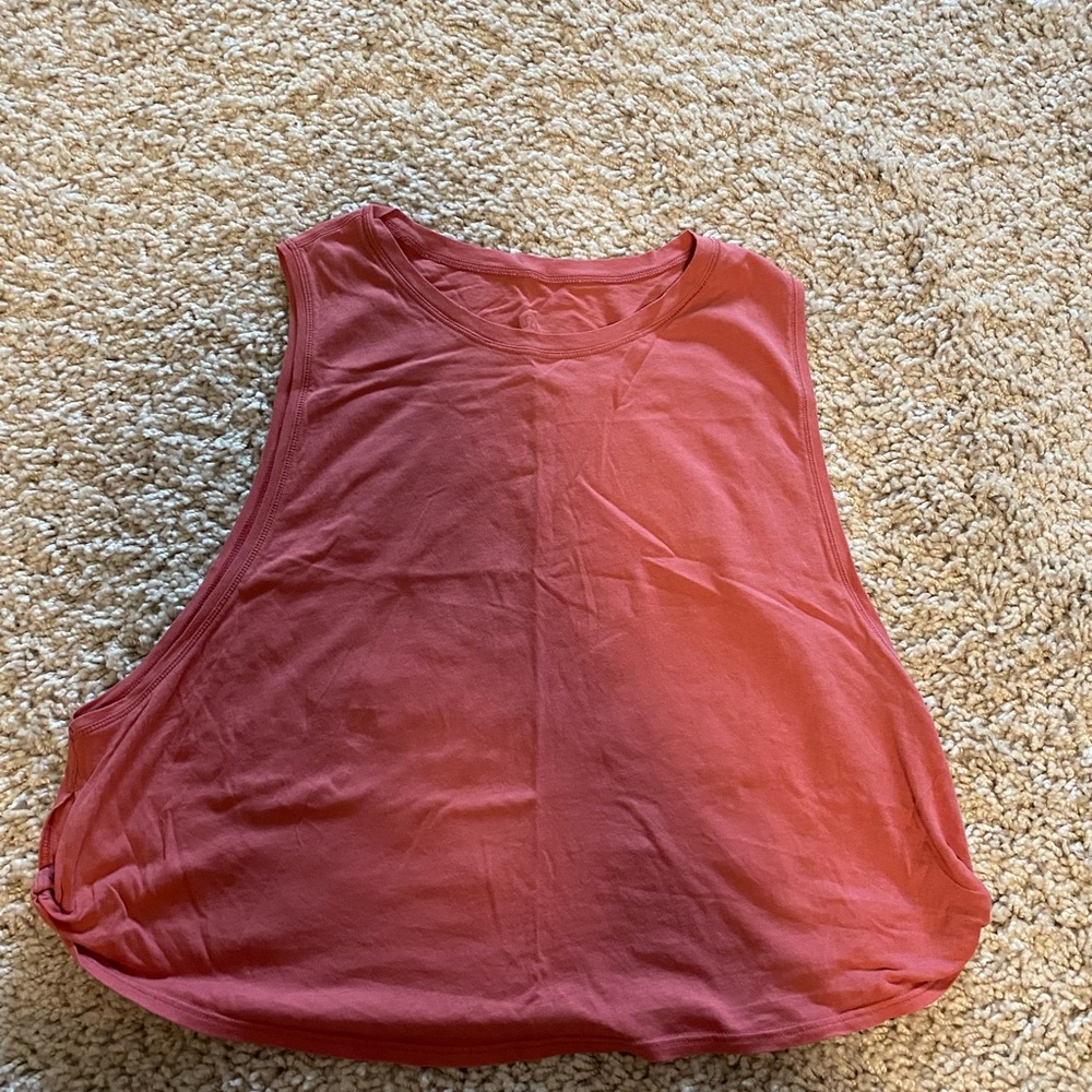 Lululemon tank